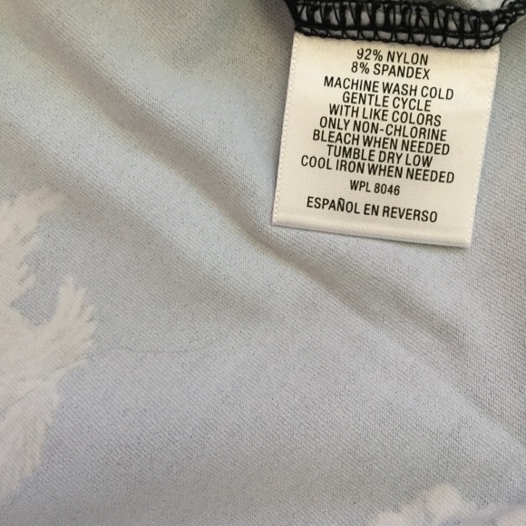 Women’s Decorative Top -Long Sleeve Super Soft (L) - Picture 6 of 6